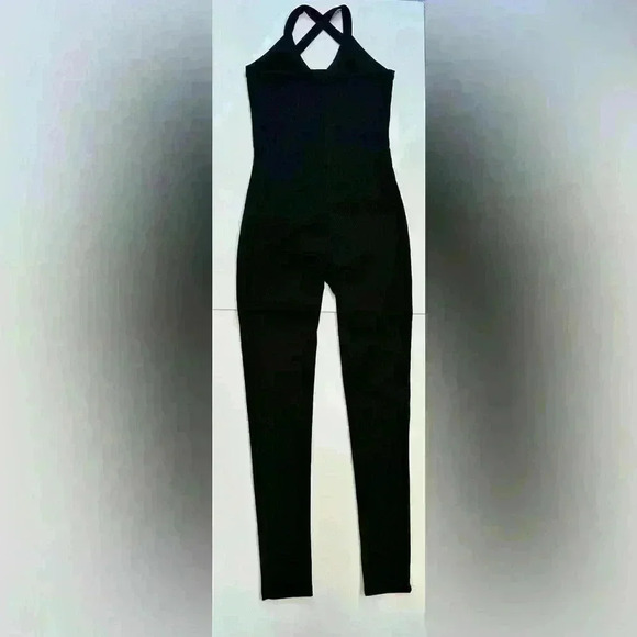 Seeveless stretchy Black Skinny Leg Jumpsuit - Picture 4 of 4